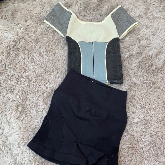 COPY - 🌺free people break point tighten up short/crop - Picture 13 of 16